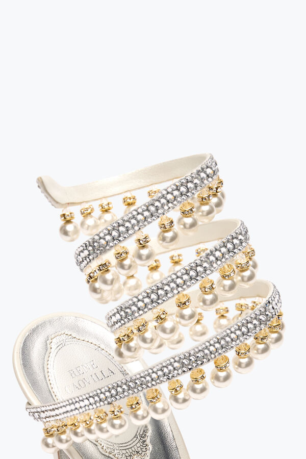CHANDELIER IVORY SANDAL WITH PEARLS 105