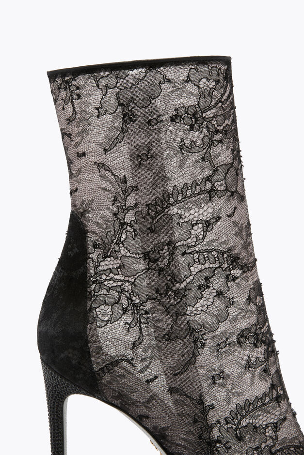 LARA BLACK ANKLE BOOT 105