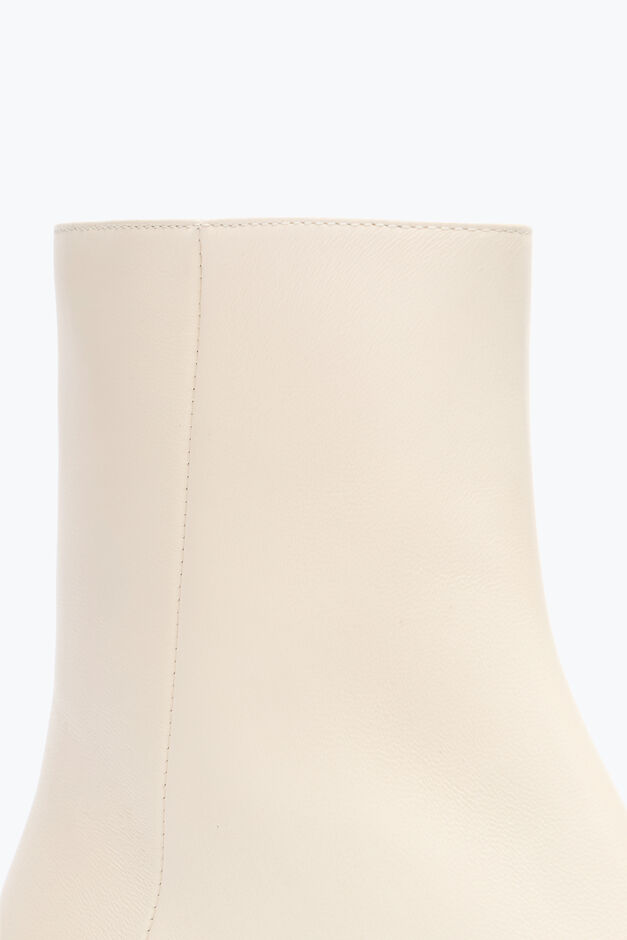 Bonnie Ankle Boot In Ivory Leather With Gold Crystals 40