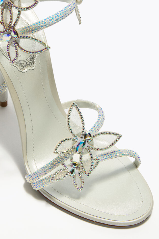 MARGOT WHITE SANDAL WITH BUTTERFLIES 105