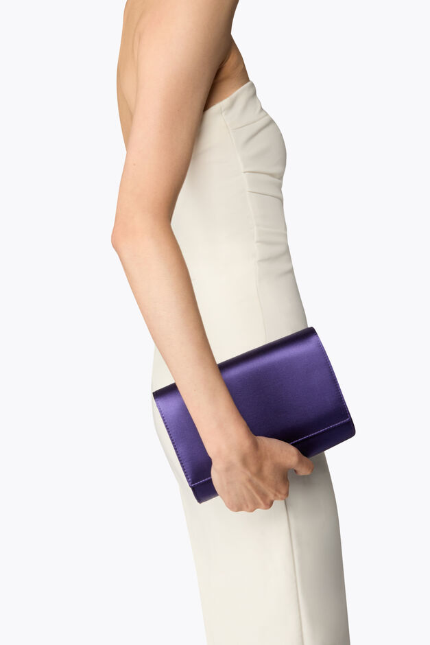 BABY PURPLE CLUTCH BABY PURPLE CLUTCH
