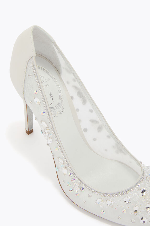 Cinderella White Pump 105