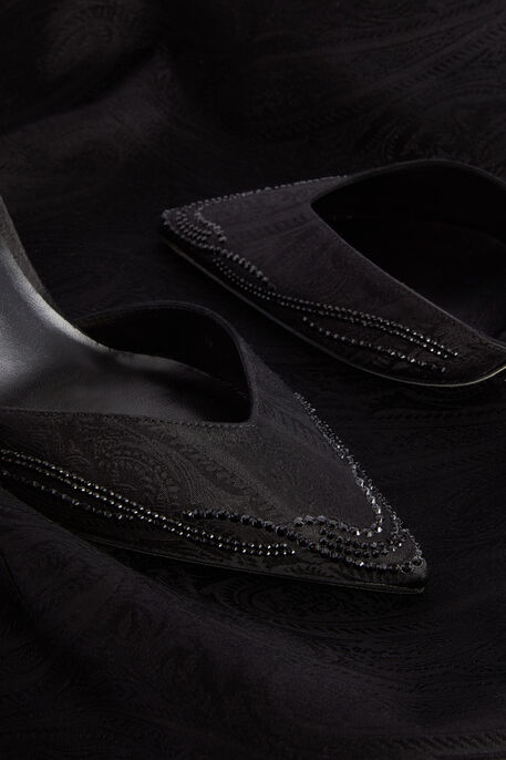 CLEO PUMP IN BLACK DAMASK 105