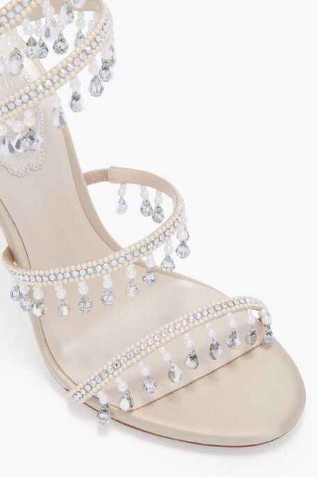 CHANDELIER BEIGE SANDAL WITH PEARLS 105