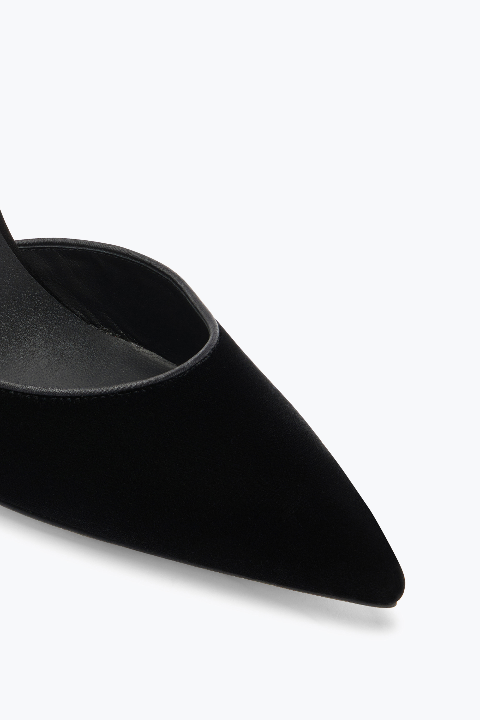 René Caovilla Black Pumps In Velvet Chandelier