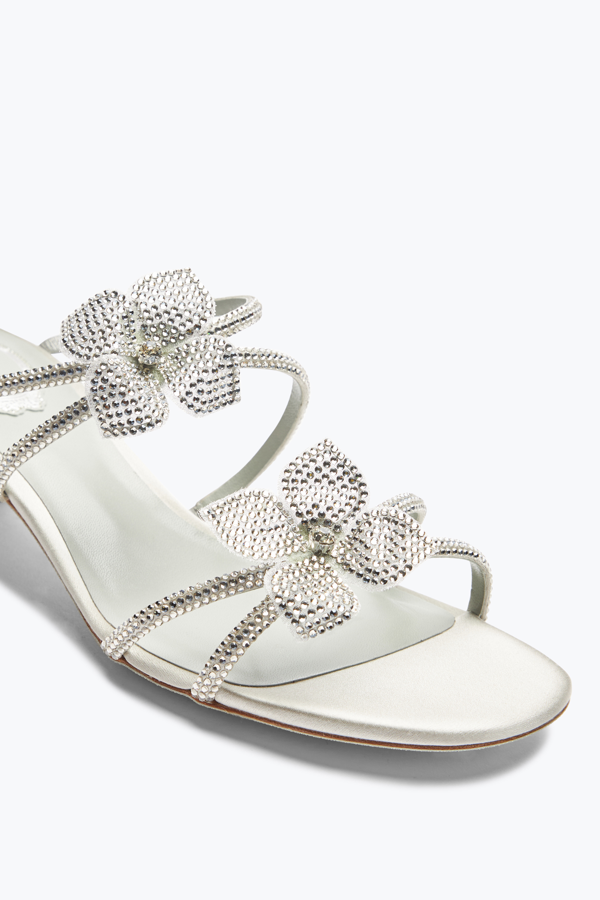 René Caovilla Cleo Silver Slider Sandal With Flowers 40